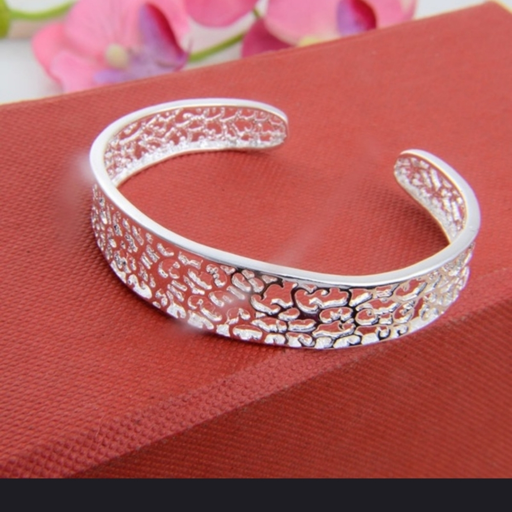 Silver cuff bracelet